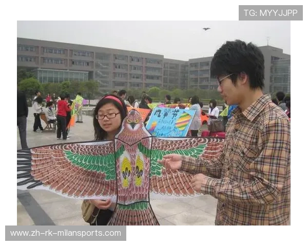 世界风筝节体育竞技，空中飞翔的艺术之美，世界风筝比赛